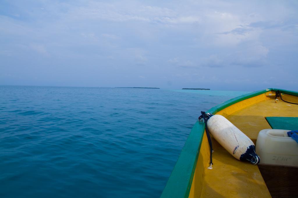 Alvi Star Inn Thulhaadhoo Eksteriør bilde