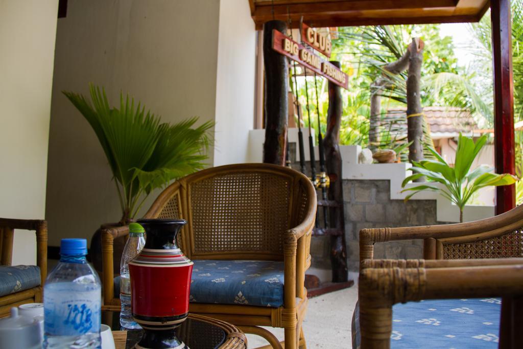 Alvi Star Inn Thulhaadhoo Eksteriør bilde