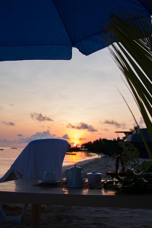 Alvi Star Inn Thulhaadhoo Eksteriør bilde