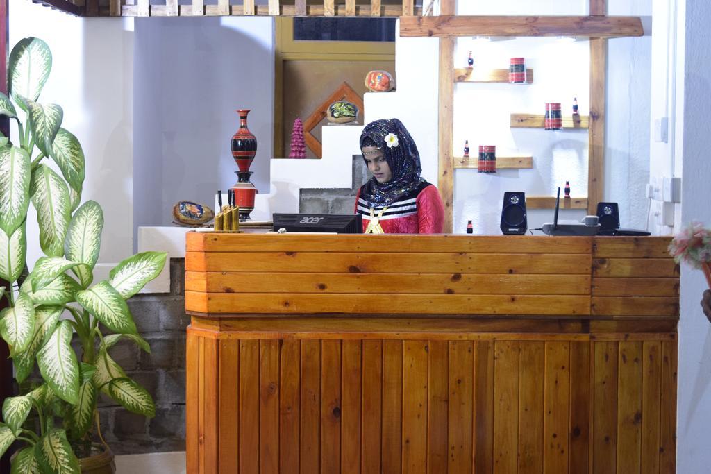 Alvi Star Inn Thulhaadhoo Eksteriør bilde