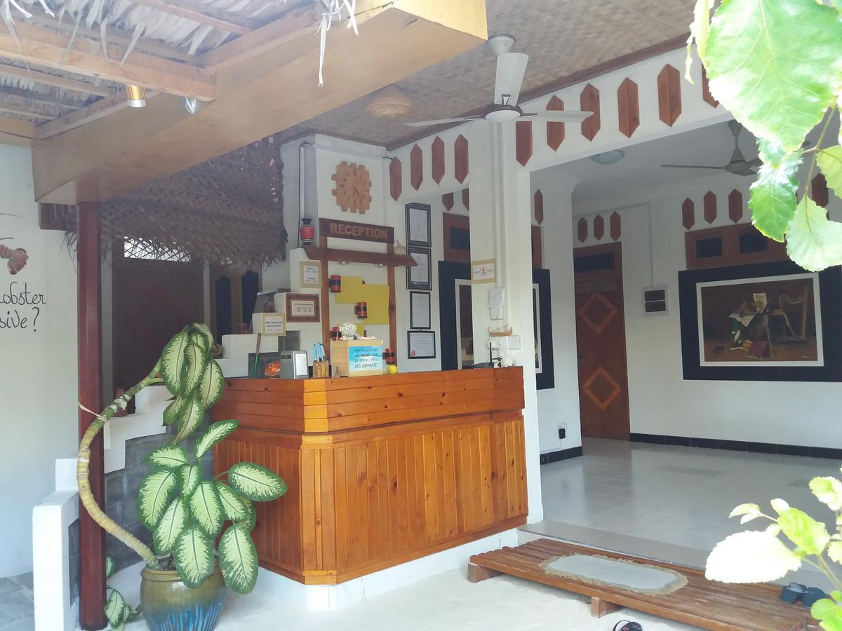 Alvi Star Inn Thulhaadhoo Eksteriør bilde